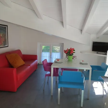 Antica Residenza I Ronchi Di Апарт-отель 2*